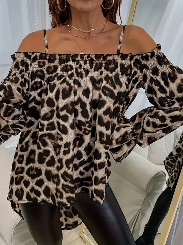 Kadın Ip Askılı Omuzlardan Açık Leopar Desenli Asimetrik Kesim Süprem Bluz (172866)