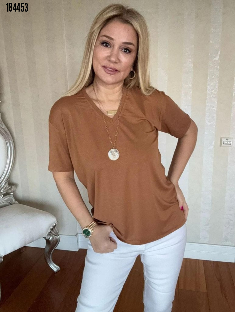 Kadın kısa kollu v yaka bluz