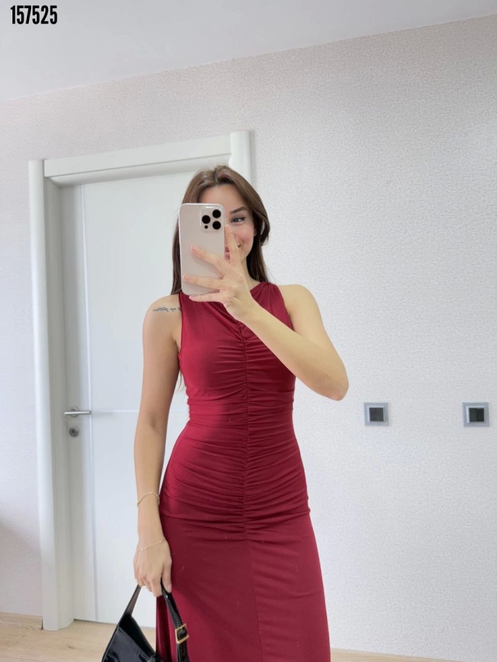 Kolsuz Büzgülü Uzun Elbise Kırmızı