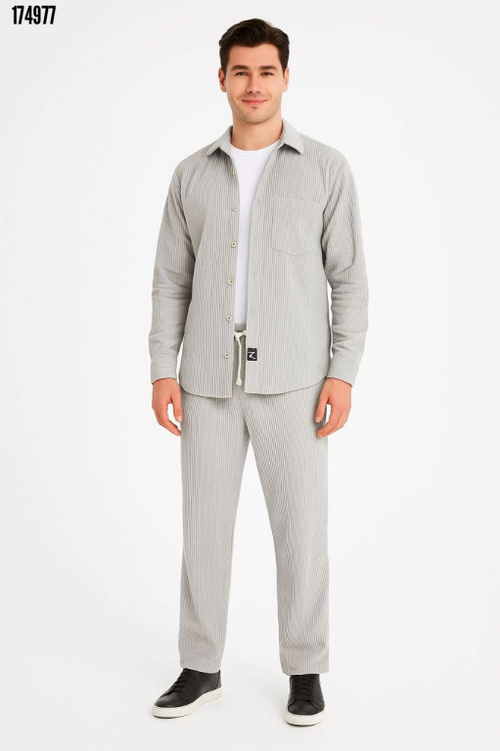 Erkek Kadife Oversize Takım Gömlek ve Pantolon İkili Set Füme Corduroy Şıklığı Rahat ve Zarif Duruş Yumuşak Dokulu Kadife Kumaş Düğmeli Gömlek Üst ve Lastikli Pantolon Alt Parça ile Gün Boyu Konfor Gri