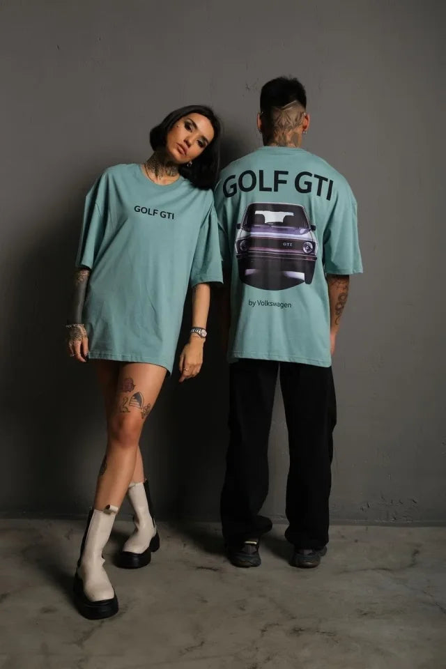 Oversize Baskılı Tişört – Golf GTI Retro Araba Desenli, Ön - Arka Dijital Baskı, Sokak Modası Stil - Mint Yeşili (179507)