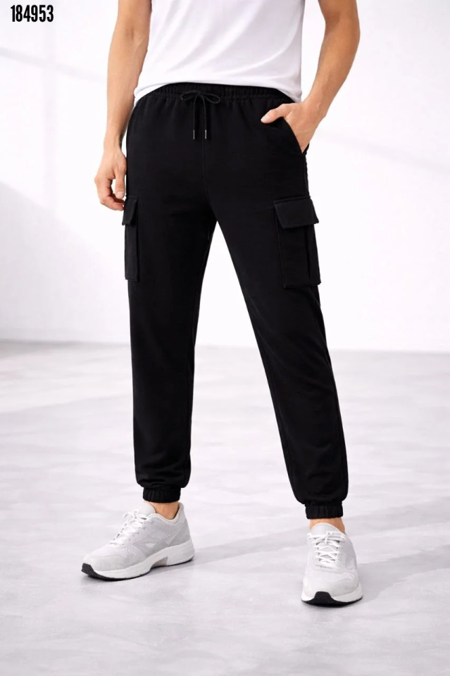 Erkek Jogger Eşofman Altı Regular Fit Kargo Cepli Lastikli Paça Günlük Spor Pantolon Siyah
