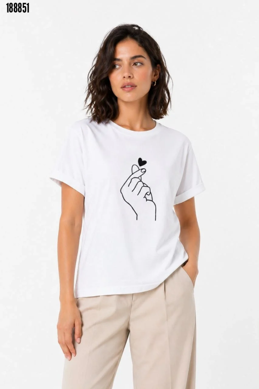 Kore Parmak Kalp Aşk Temalı Minimal Baskılı Tişört Yazlık Kısa Kol TShirt Beyaz