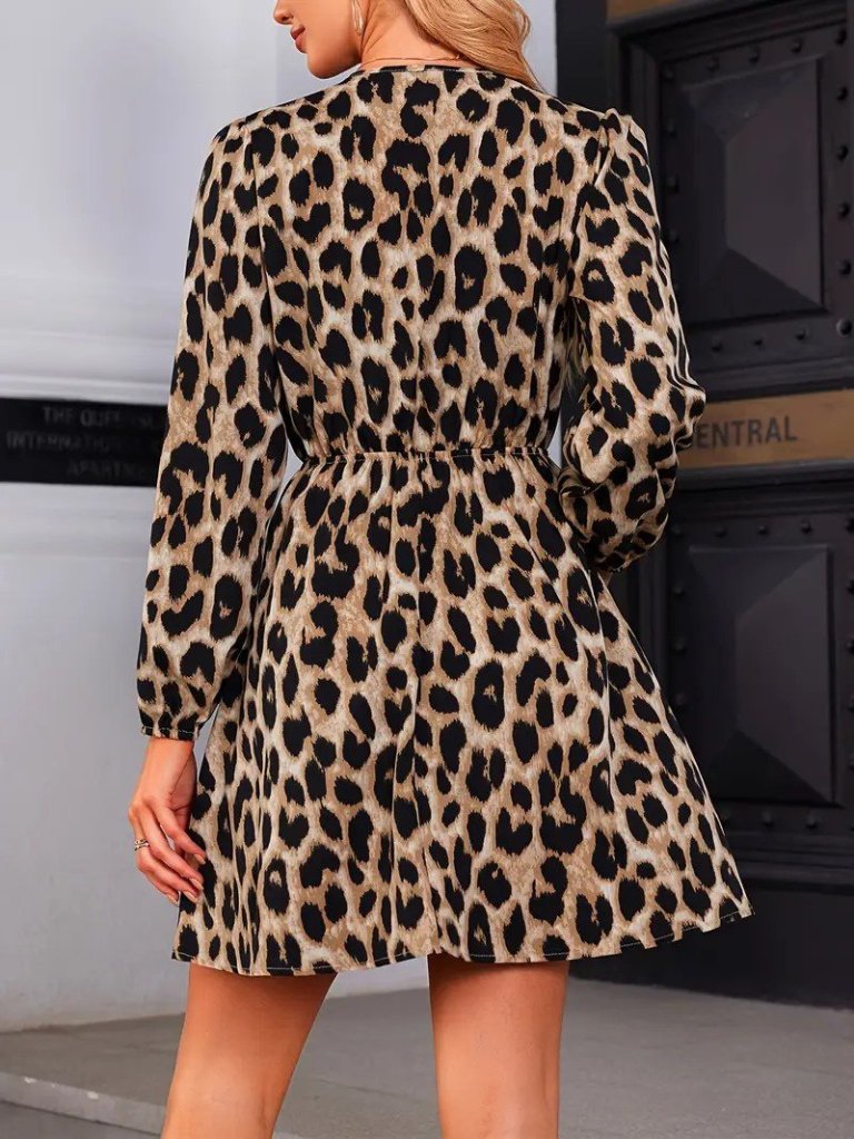 Kadın Uzun Kollu Kruvaze Yaka Kemerli Desenli Mini Leopar Elbise (173663)
