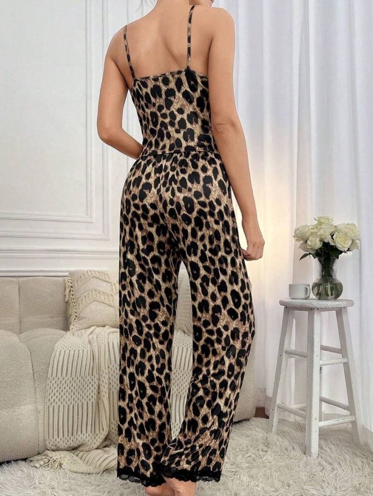 Kadın Ip Askılı Yakası Dantelli Bluz Ve Pijama Sandy Ikili Takım (163631)